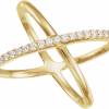 652997